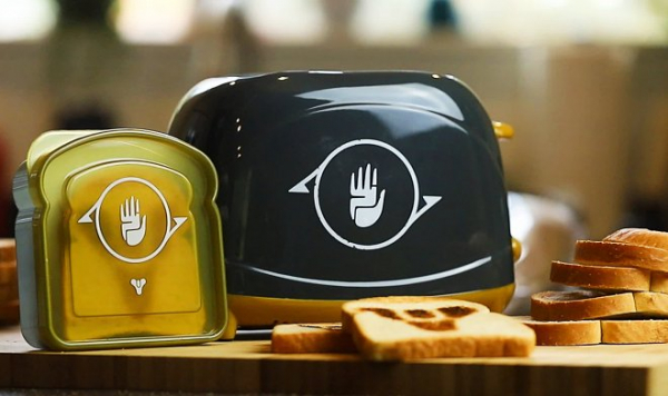 Студия Bungie выпустила особый тостер для фанатов игры Destiny