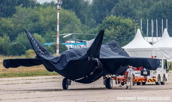В сеть утекли первые фото новейшего российского истребителя