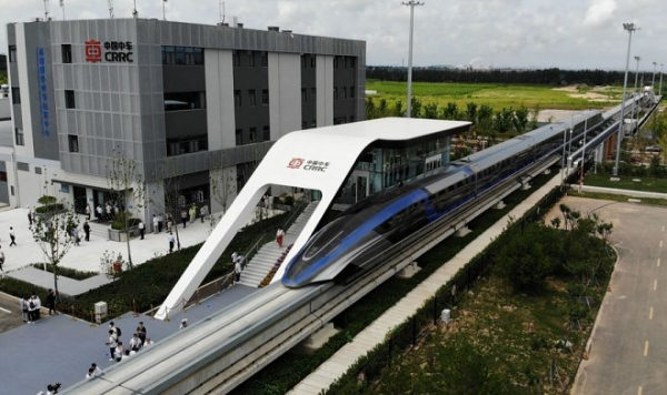В Китае создали сверхскоростной поезд, способный разгоняться до 600 км/ч