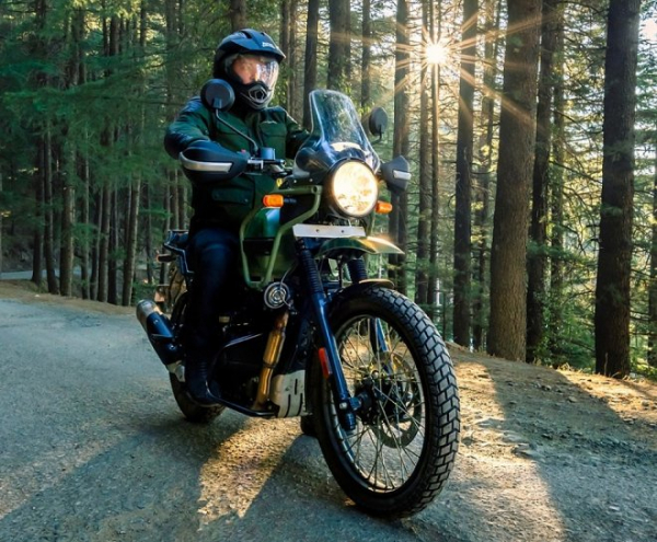 Royal Enfield обновила легендарный мотоцикл для путешествий Himalayan