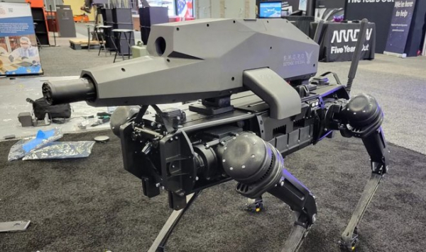 Компания Ghost Robotics вооружила своего робопса тяжелой снайперской винтовкой