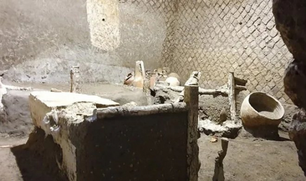 На раскопках Помпеи нашли сохранившийся барак римских рабов