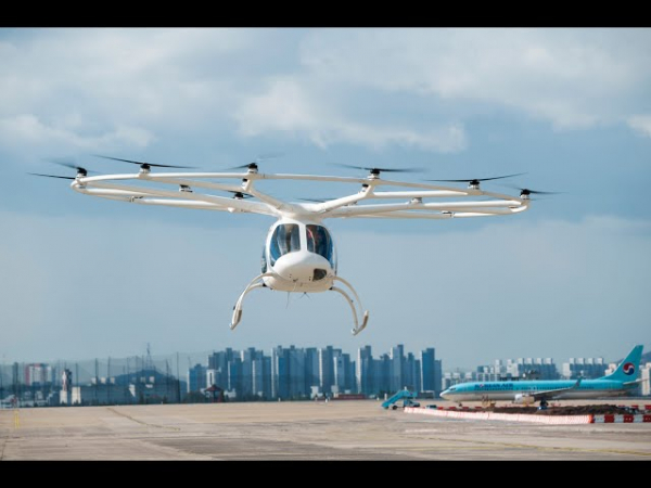 Летающее такси Volocopter 2X совершило первый пилотируемый полет в Южной Корее