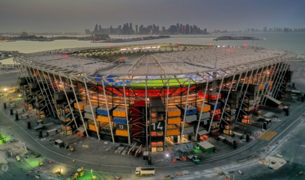 К ЧМФ-2022 в Катаре построят стадион из тысячи транспортных контейнеров