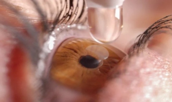 Глазные капли Vuity на шесть часов обепечат острое зрение без очков