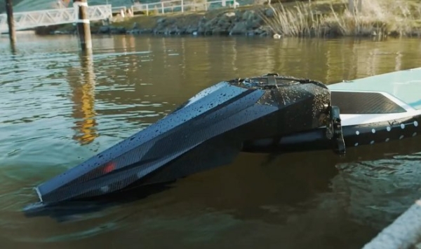 Устройство HydroJet превратит любой каяк или сапборд в моторную лодку