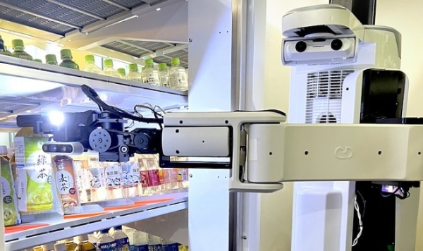 Роботы TX SCARA начинают заменять персонал в японских магазинах