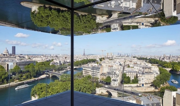 Уникальная крыша-калейдоскоп позволит взглянуть на Париж под непривычным углом