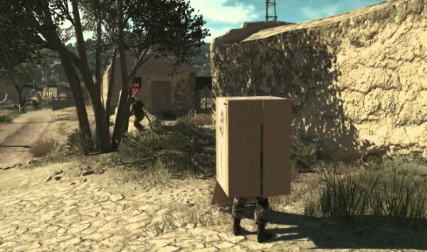 Морпехи обманули робота-патрульного, спрятавшись под картонной коробкой