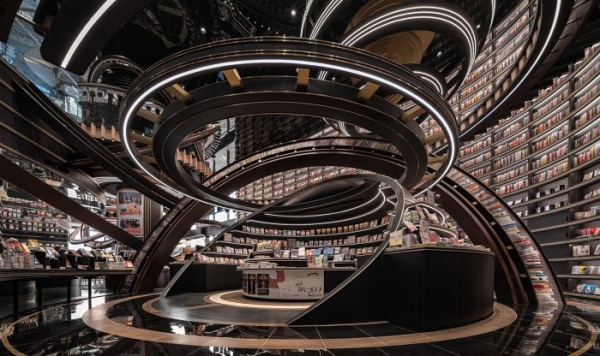 В Китае построили «космический» книжный магазин, дизайн которого поражает воображение