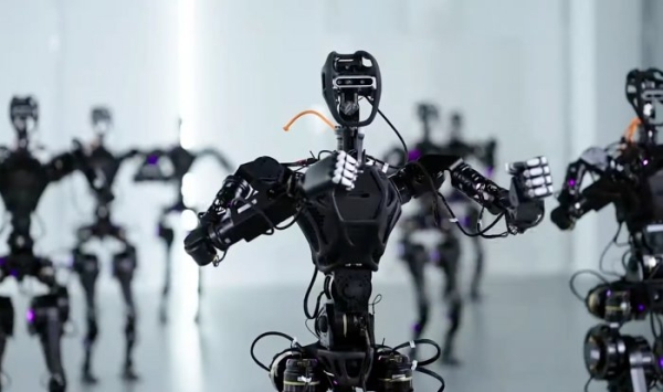 Гуманоидные роботы Fourier оказались не слишком хорошими танцорами