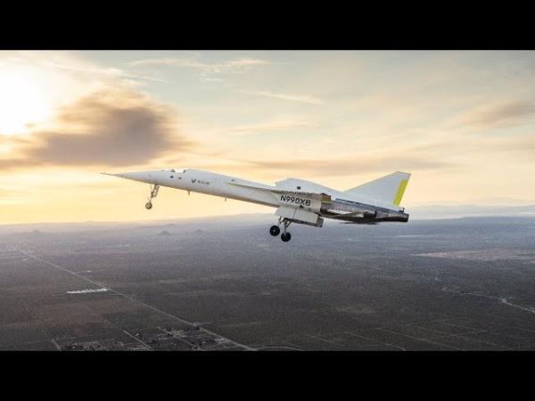 Сверхзвуковой коммерческий самолет следующего поколения совершил первый испытательный полет