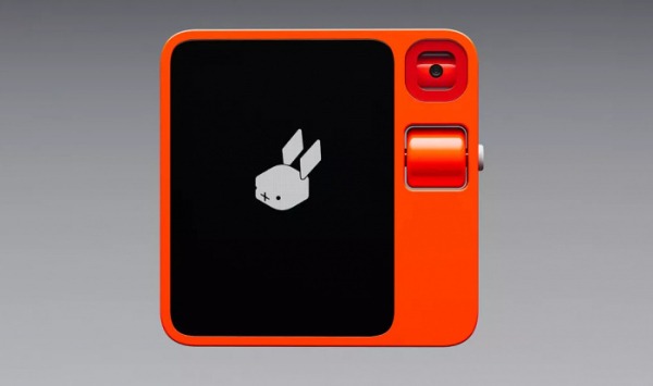 Цифровой помощник Rabbit R1 не оправдал ожиданий первых покупателей