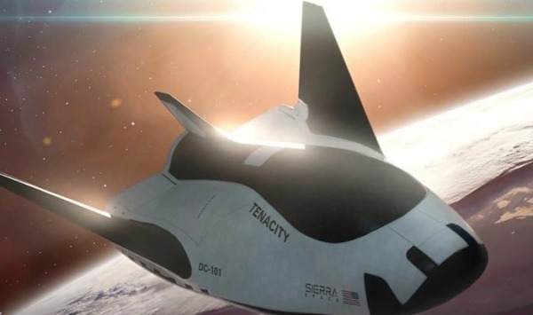Первый в мире коммерческий космолет готовится к отправке на МКС