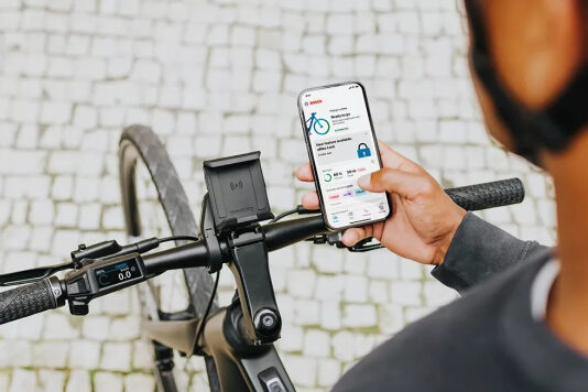 Новая система Bosch защитит батареи электробайков от краж — но есть нюанс