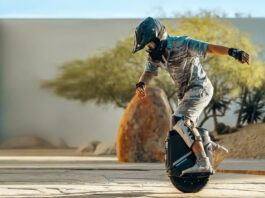 InMotion представила экстремальное 2000-ваттное моноколесо V9