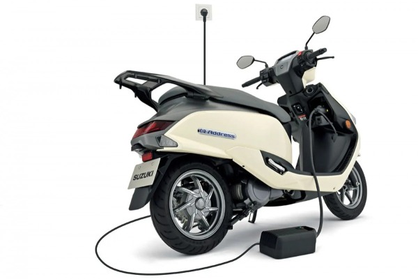 Suzuki представила e-Address — свой первый электрический скутер