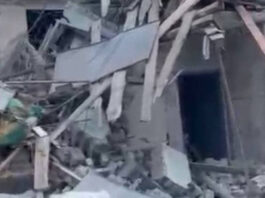 Россияне ударили КАБом по пятиэтажке в Купянске: есть пострадавшие, под завалами могут находиться люди — фото последствий