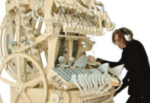 Шведский энтузиаст собирает музыкальную машину, вдохновляясь идеями да Винчи