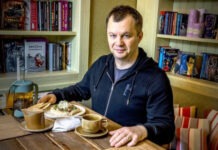 Обед с Миловановым. Глава Киевской школы экономики отказывается есть, но рассказывает немало интересного о Трампе, вузах и жизни