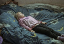 «Натянутая манипуляция». World Press Photo 2025 уравнял боль девочки из Купянска и раненого «ДНРовца» — как реагируют в Украине