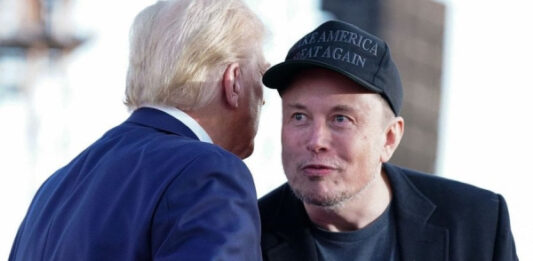 «Эта работа меня истощает». Маск намекает на выход из администрации Трампа — BBC