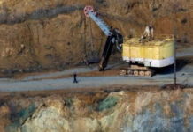 Новый проект соглашения об ископаемых: США хотят получить контроль над всеми крупными инвестициями в Украину — Bloomberg