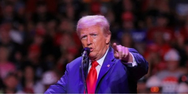 В Саудовской Аравии хотят, чтобы визит Трампа состоялся после достижения прекращения огня между Россией и Украиной (Фото: REUTERS/Brian Snyder)