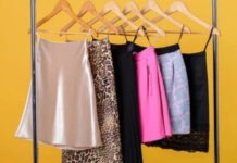 Модные юбки весны 2025: плиссе, прозрачность и атлас в центре внимания