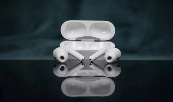 В AirPods появится функция перевода речи в реальном времени