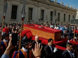 Во время похорон Папы Римского развернут антидронные системы, боевой корабль и истребители