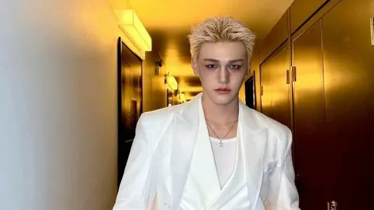 «Исторический каминг-аут». Участник K-pop-группы Just B публично заявил о принадлежности к ЛГБТК+сообществу