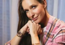 Плахта за 7,500 гривен и платье в этно стиле. Катя Осадчая похвасталась стильным образом на Пасху