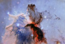 Телескоп Хаббл отметил свое 35-летие фантастическим снимком Туманности Орла