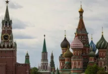 Рекордные темпы. В РФ массово закрываются китайские автосалоны