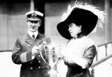 Непотопляемая Молли. История миллионерши с Титаника, которая выжила и рассказала правду о катастрофе. И это лишь малая часть ее жизни