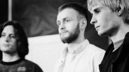 «Сердца переполнены болью». Группа Ziferblat посвятила свое выступление в Амстердаме жертвам ракетной атаки РФ по Кривому Рогу