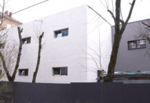 Вымышленные здания и «туалетная схема». Журналисты Bihus.Info раскрыли новые подробности земельных махинаций в Киеве — видео