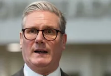 «Без всяких условий». Стармер после ударов РФ по Сумам заявил, что Путин должен согласиться на немедленное прекращение огня