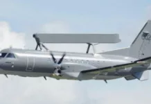 СМИ сообщили о полете шведского разведывательного самолета Saab 340 над Львовщиной, OSINT-проекты опровергают