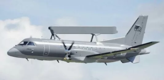 СМИ сообщили о полете шведского разведывательного самолета Saab 340 над Львовщиной, OSINT-проекты опровергают