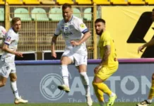 Динамо стало первым финалистом Кубка Украины, одержав волевую победу над клубом Первой лиги — видео