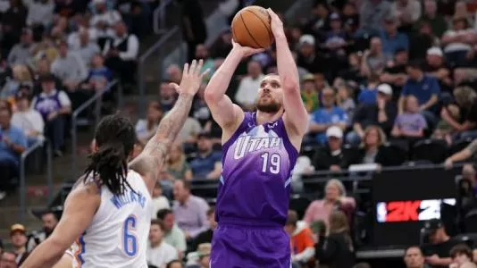 Украинский баскетболист установил личный рекорд по очкам в НБА — видео