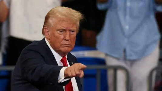 Белый дом уволил трех работников Совета нацбезопасности из-за «нелояльности» к Трампу — CNN