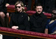 За 11 мест от Трампа. Ватикан нарушил протокол, чтобы Зеленский сидел на похоронах Папы Франциска в первом ряду — The Telegraph