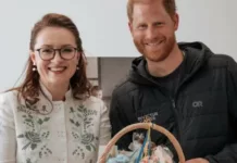 Украшен цветами. Юлия Свириденко на встрече с принцем Гарри появилась в вышитом жакете от украинского бренда