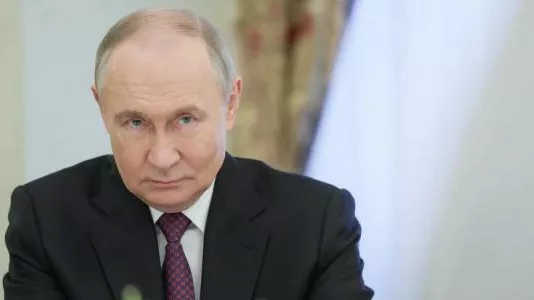 «Приманка для Трампа». Путин предложил США прекратить боевые действия в Украине по нынешней линии фронта — FT