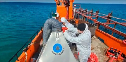 В Анапе прошли испытания аэрощупа для подъема мазута