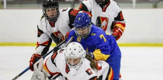 Украина гарантировала себе медали на чемпионате мира по хоккею среди женщин
