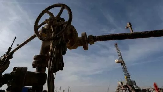 Есть два основных сценария. Цены на нефть могут рухнуть ниже $40 за баррель — Goldman Sachs